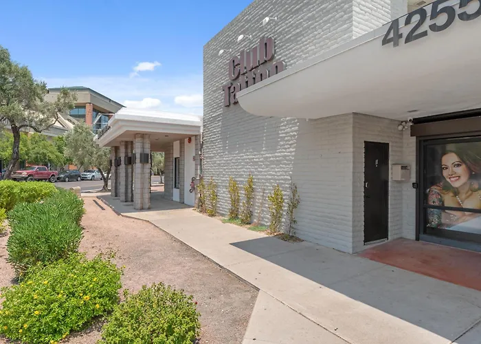 Windfield In The Entertainment District * Scottsdale