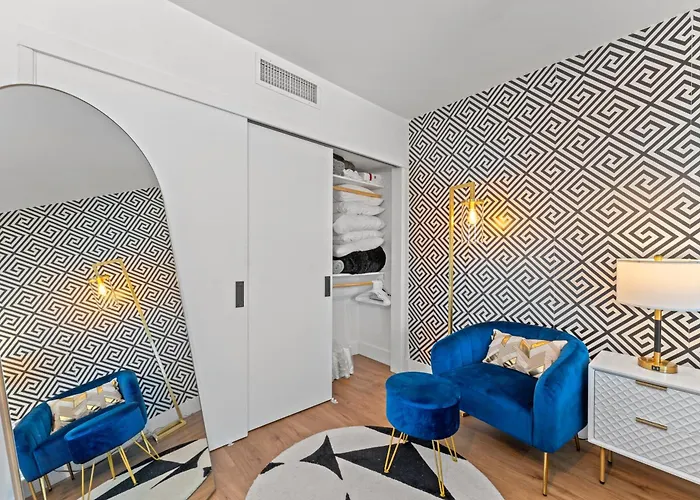 Windfield In The Entertainment District Holiday home *