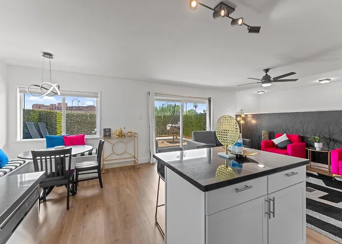 Holiday home Windfield In The Entertainment District